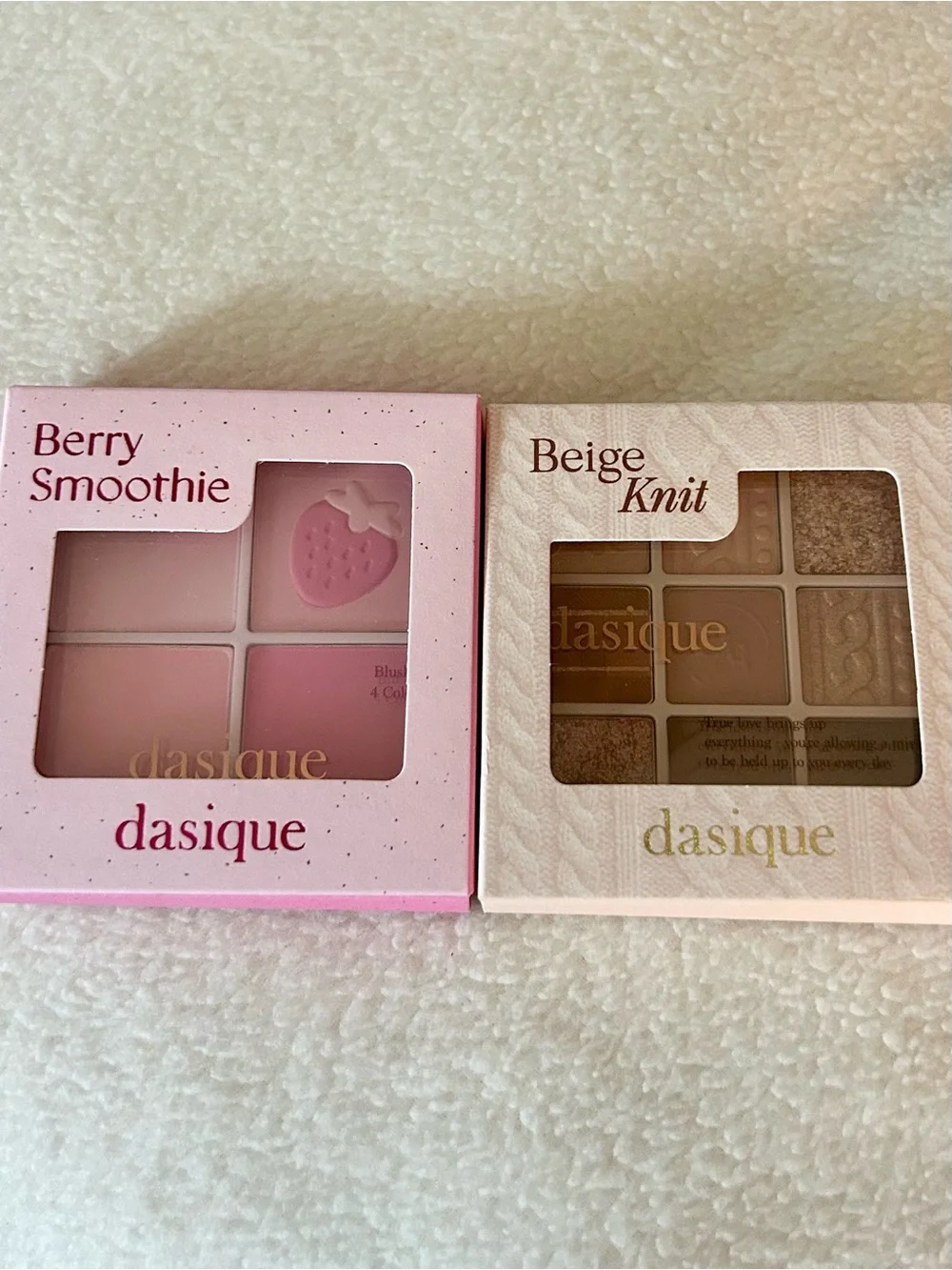 DASIQUE -Berry Smoothie & Beige Knit Blush and Eyeshadow Palettes